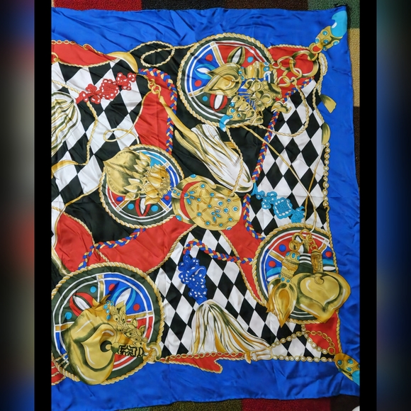 R.O.K SILK SCARF/WRAP - Picture 2 of 5